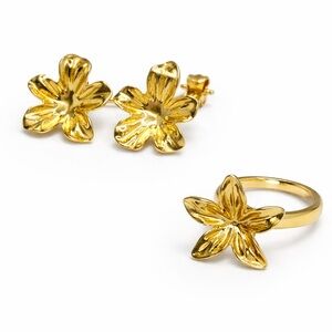 Gold Floral Jewelry Set